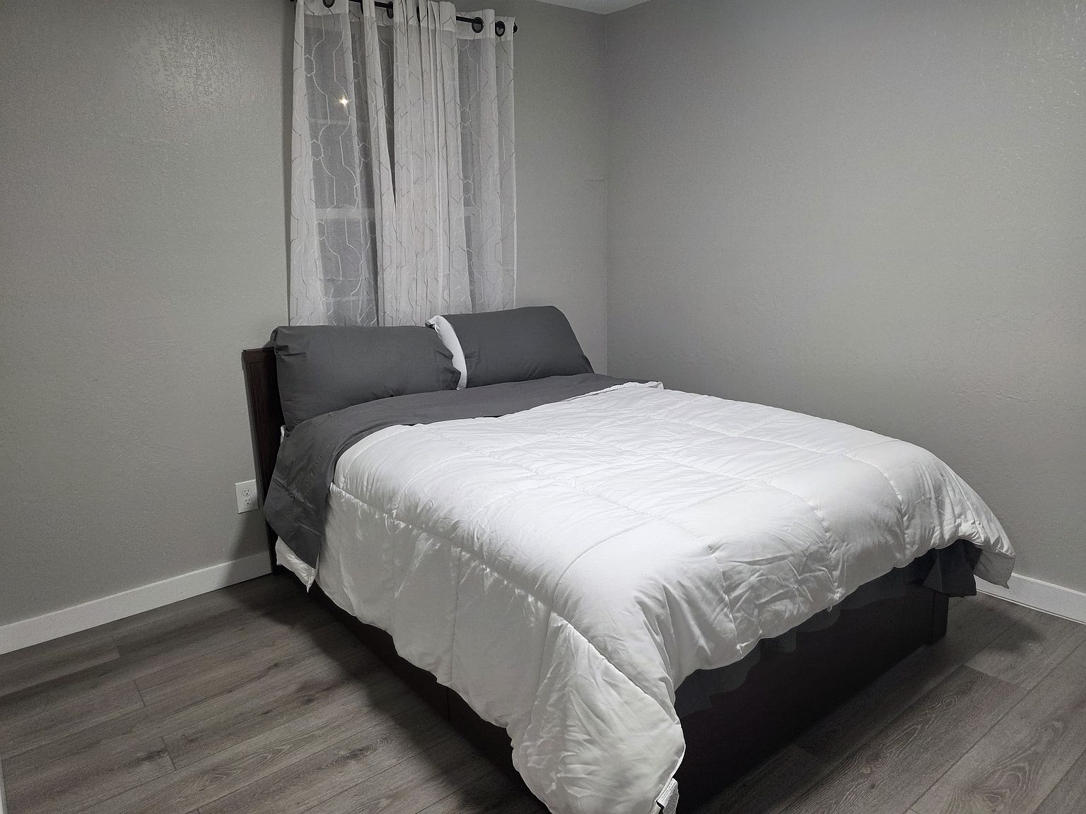 1BR/1BA Single Family House on E 10th St · Oakland