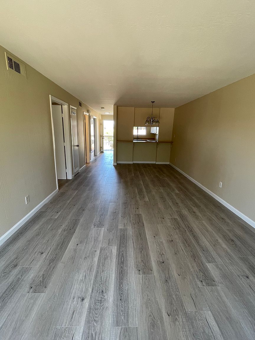 2BR/2BA Condo on Ellis St · Concord photo 2