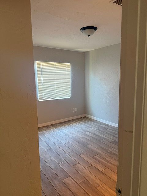 2758 E Wier Ave photo 3