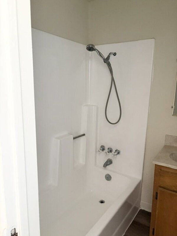 1041 S Mariana St photo 5