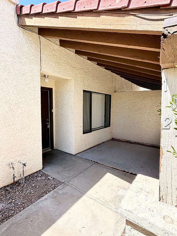 13644 N Hamilton Dr photo 2