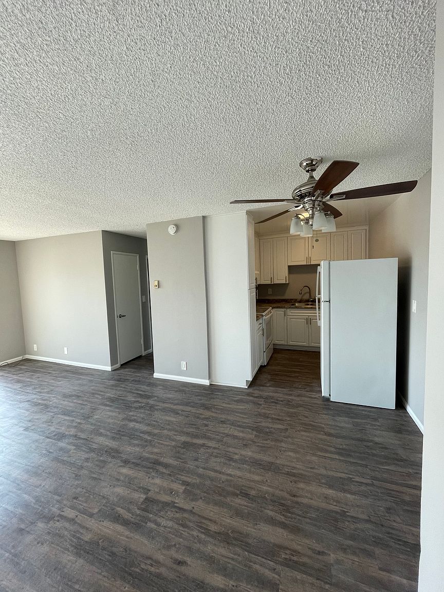1488 Reed Ave photo 5