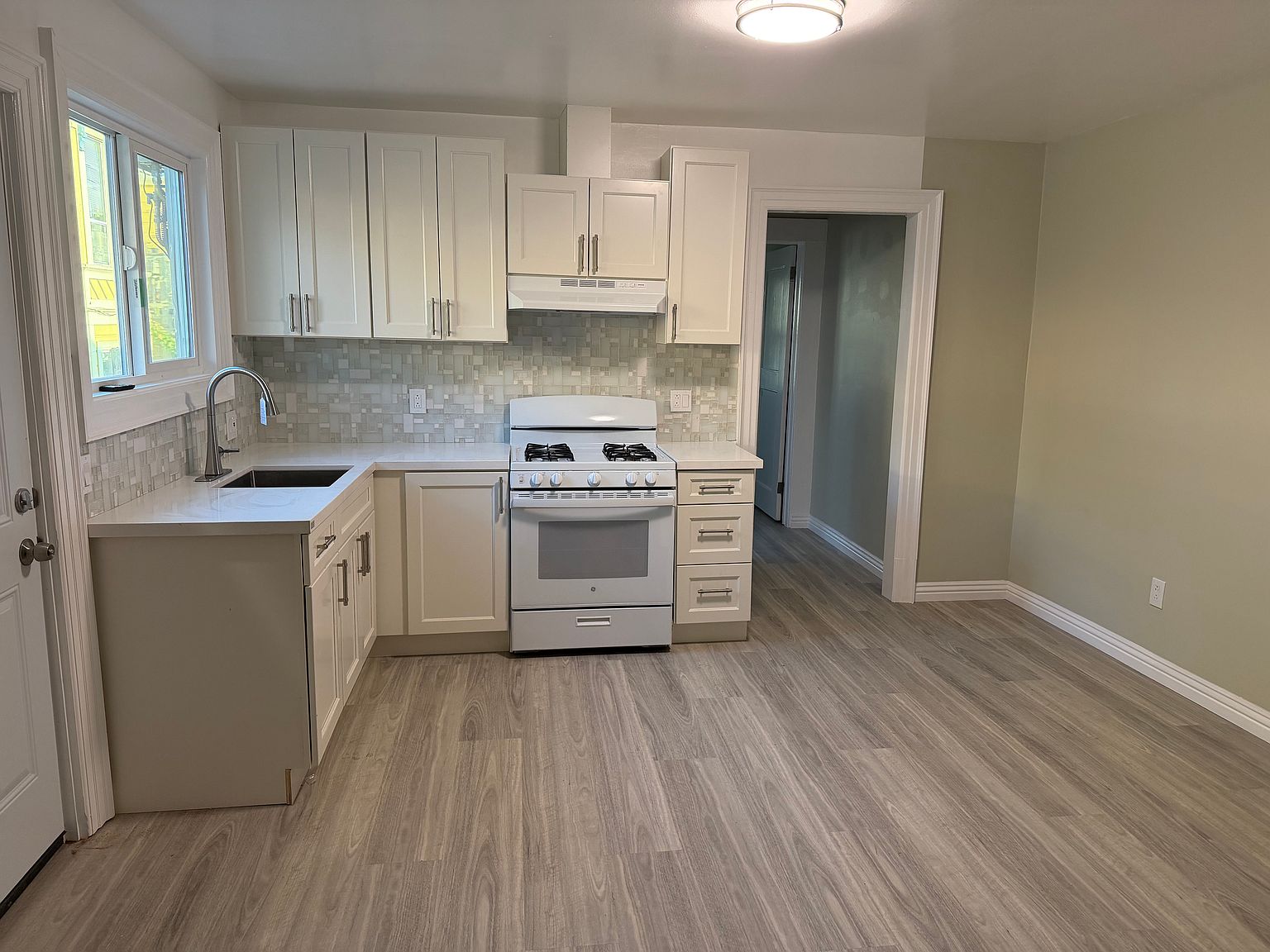 1BR/1BA Apartment on Woolsey St · Berkeley