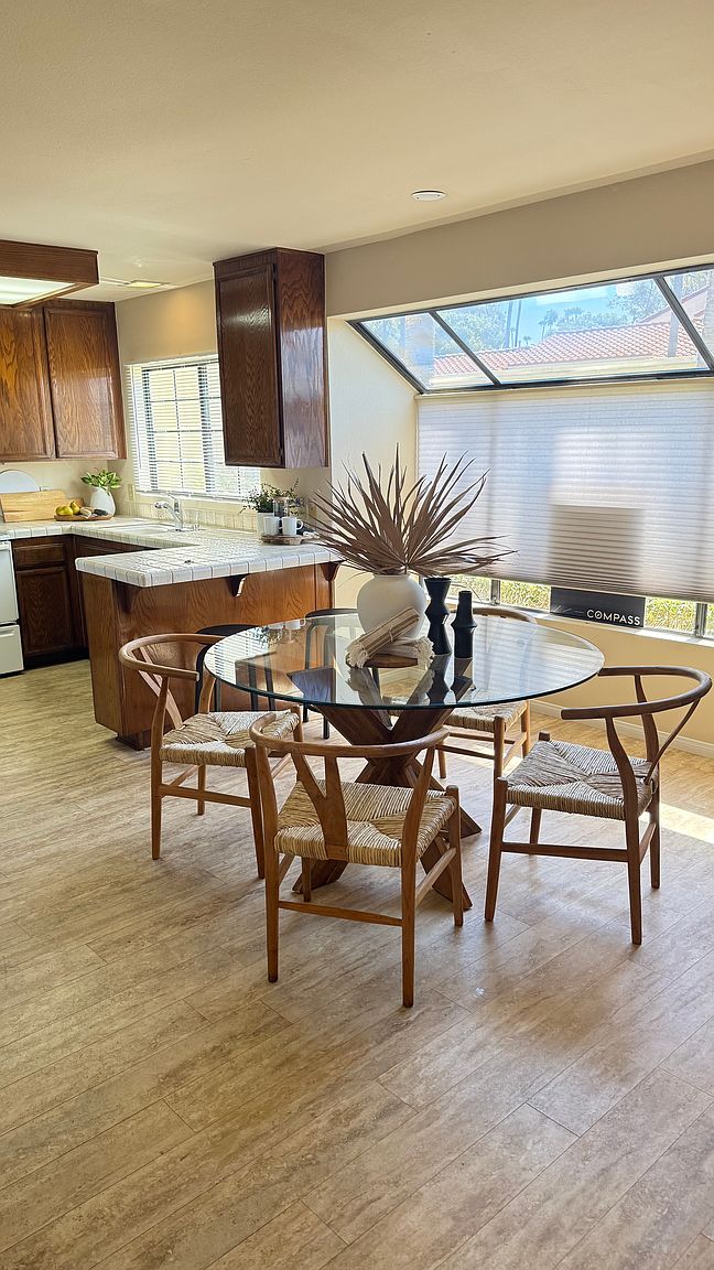 3129 Camino Del Arco photo 5