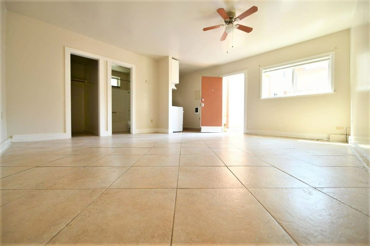 0BR/1BA In Law Adu on Shattuck Ave · Oakland photo 3