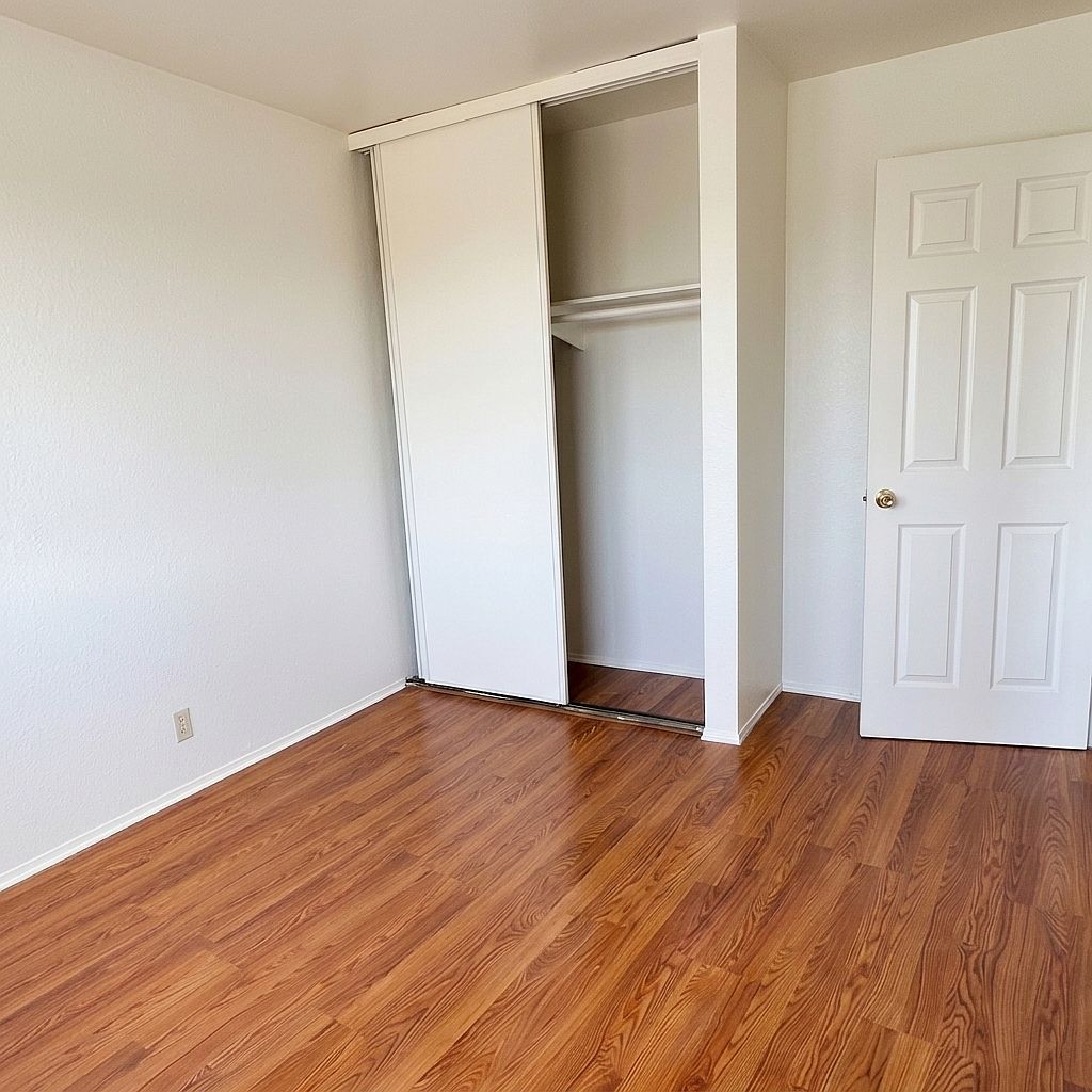 2514 Fairmount Ave photo 5