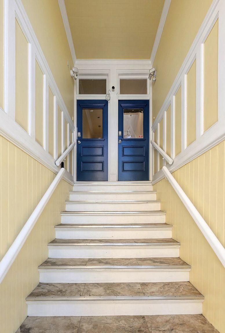 3BR/2BA Single Family House on Card Aly · San Francisco photo 2