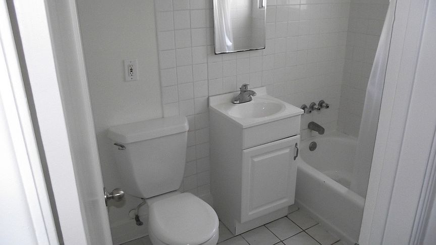 1270 Grand Ave photo 5