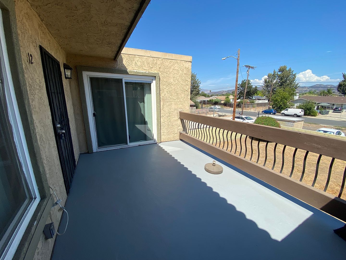1160 E Washington Ave photo 4
