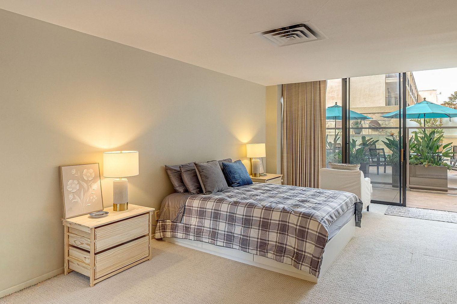 939 Coast Blvd Floor 4-ID1608049P photo 5