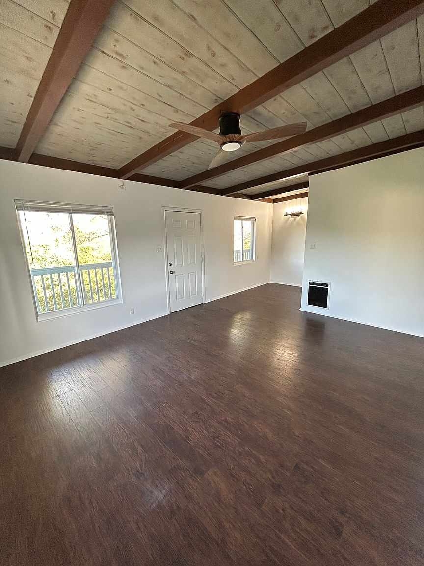 2081 Monte Vista Dr photo 2