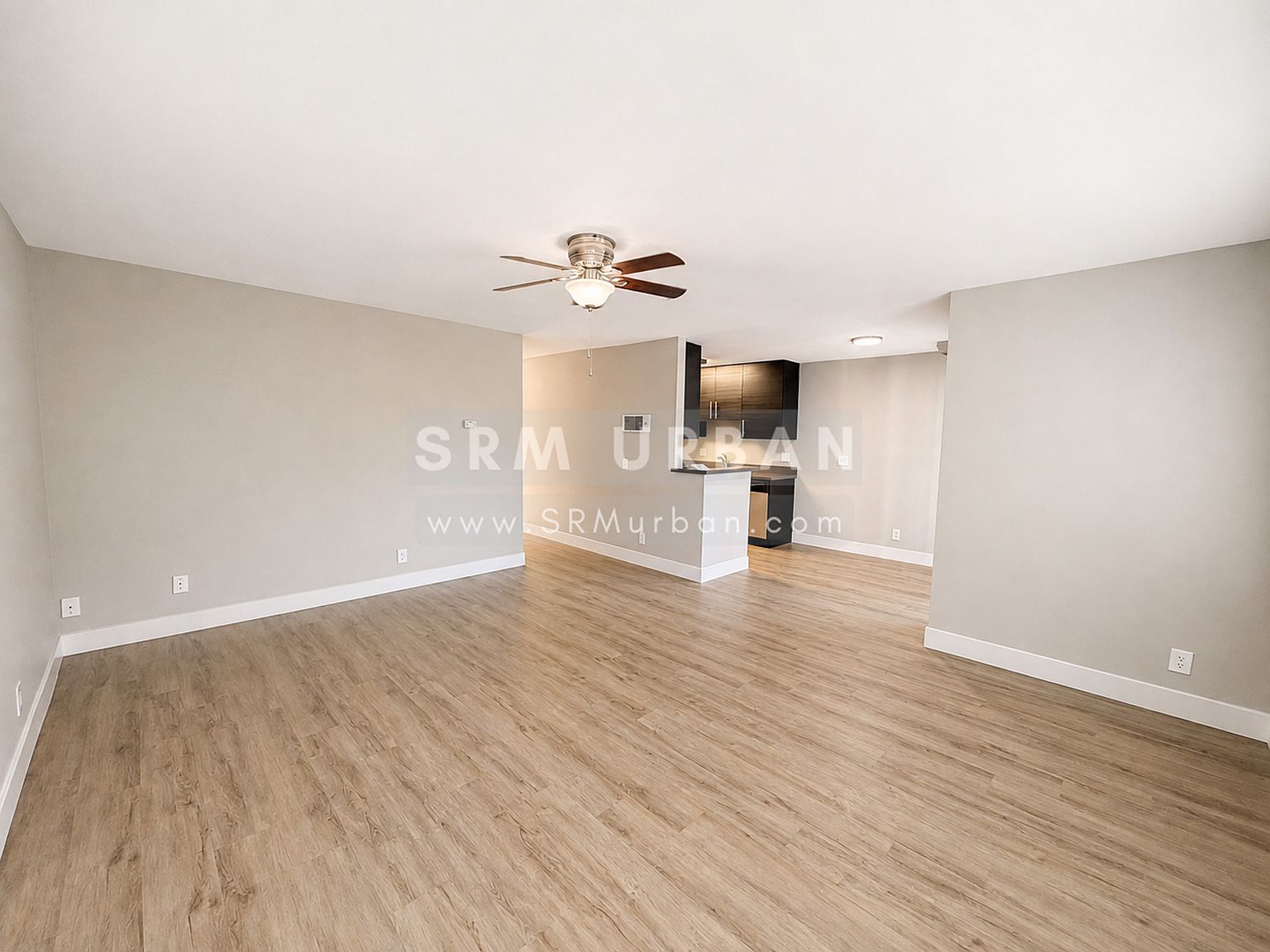 4085 Illinois St photo 3