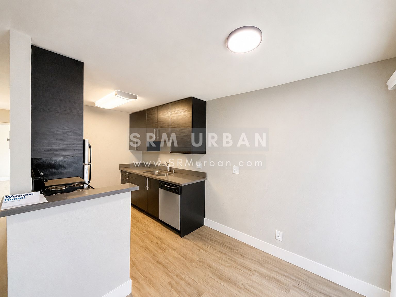4085 Illinois St photo 2