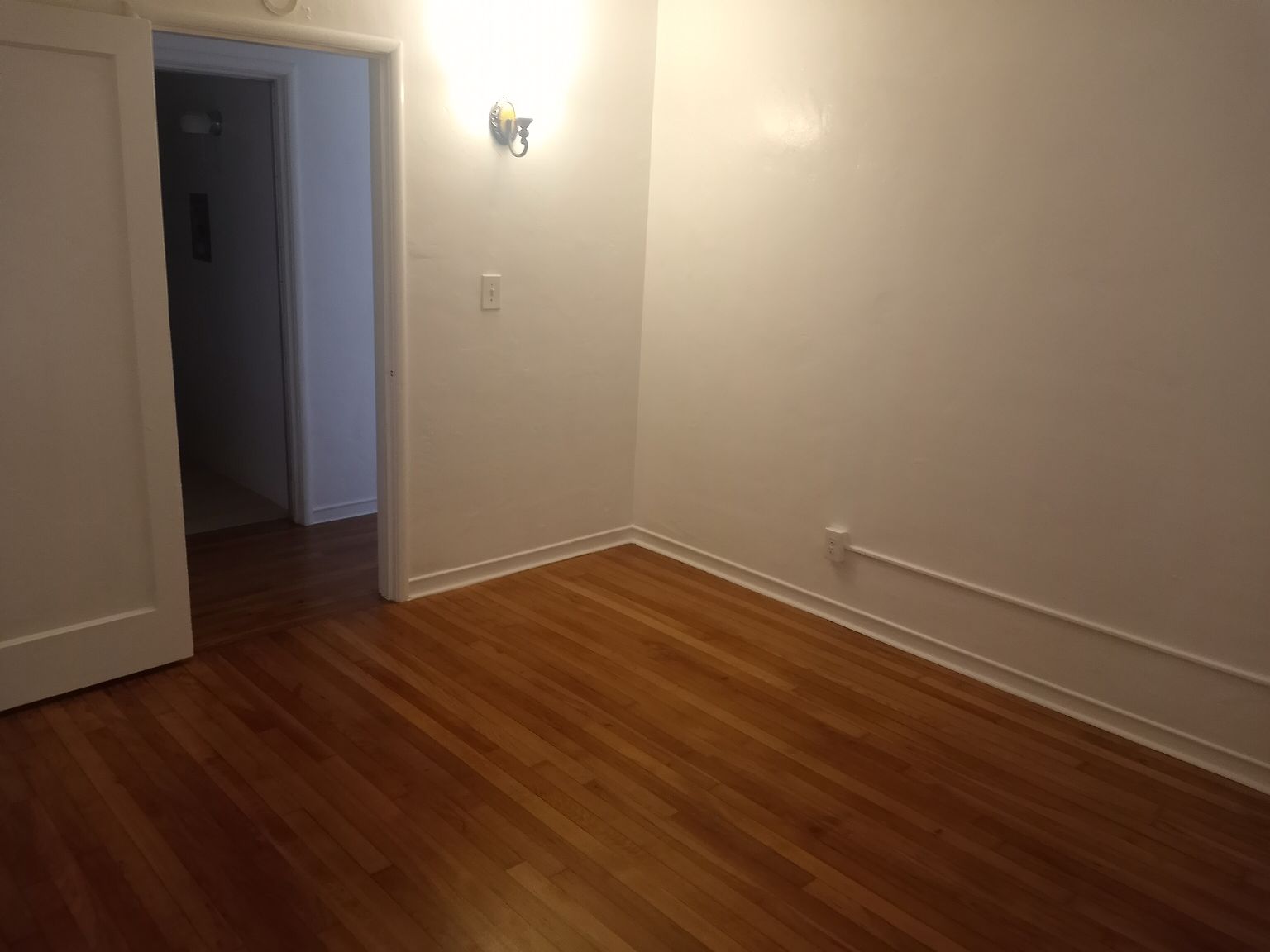 1114 Francisco St photo 5