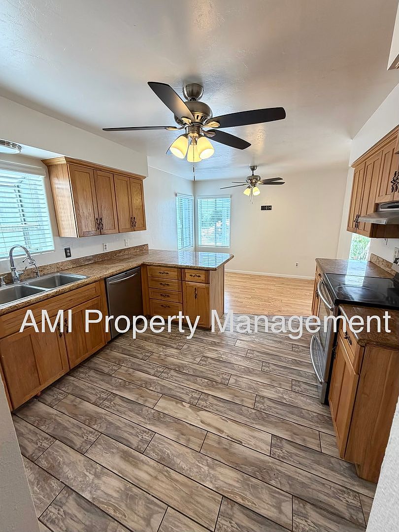 2065 Eula Ln #A & B photo 4