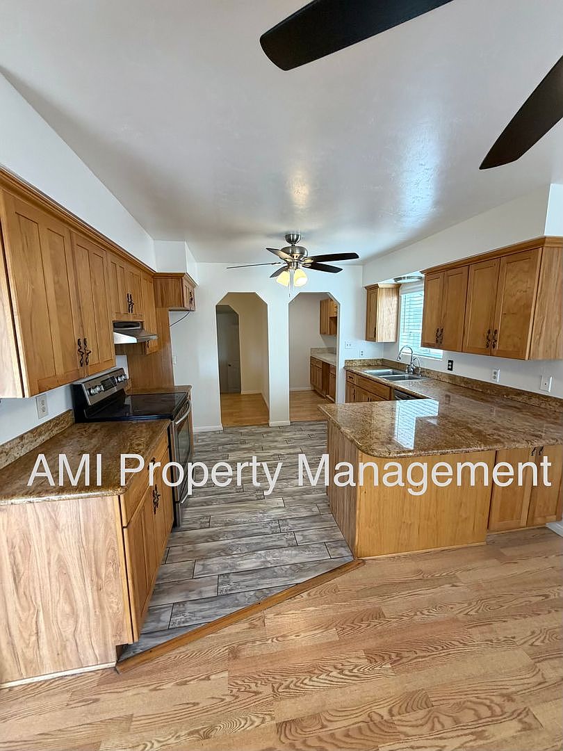 2065 Eula Ln #A & B photo 3