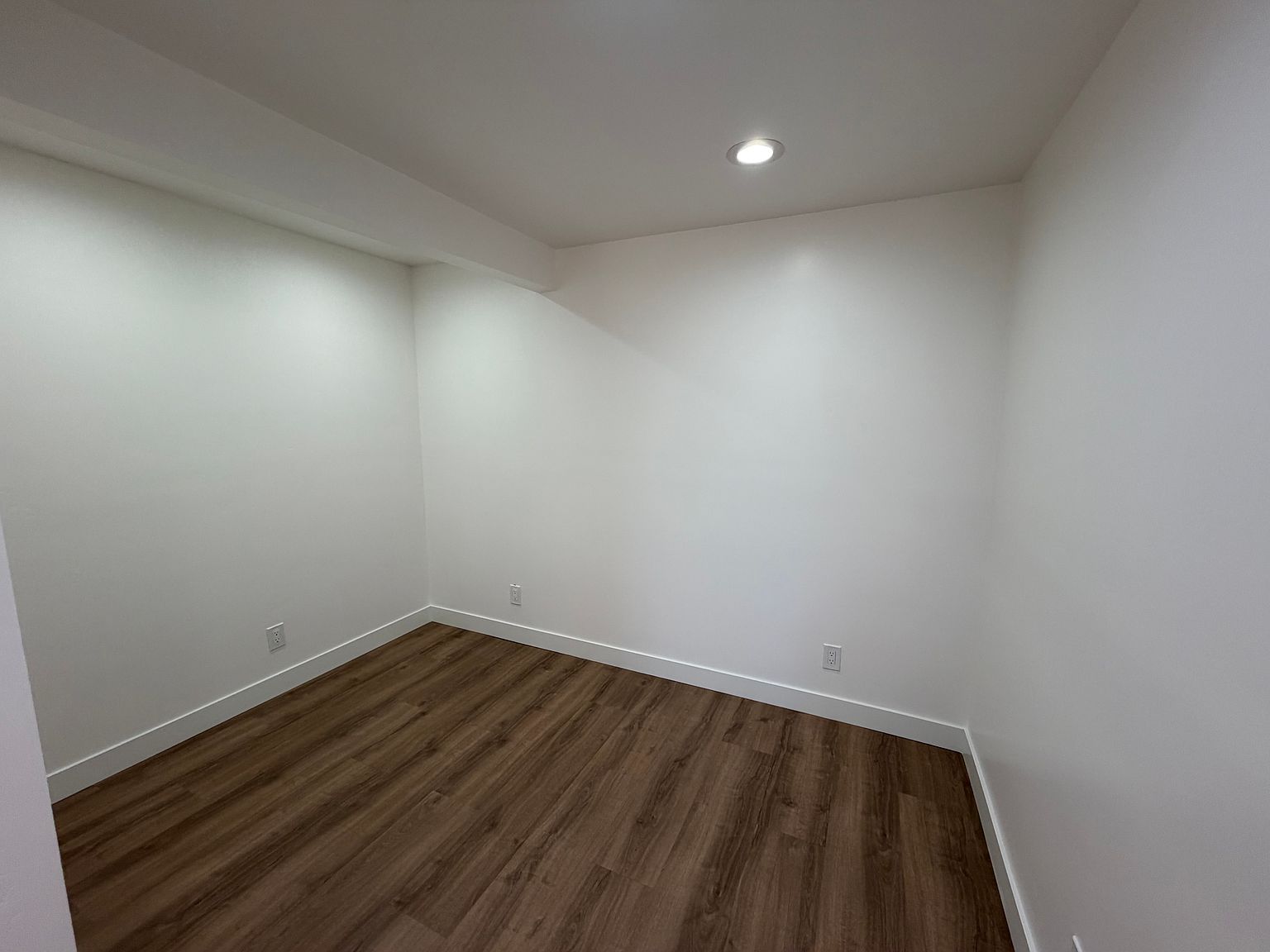 2506 Sumac Dr photo 3