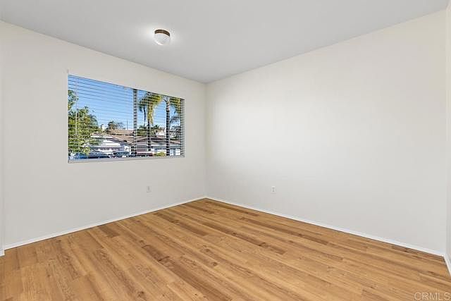 1330 Palomar Pl photo 4