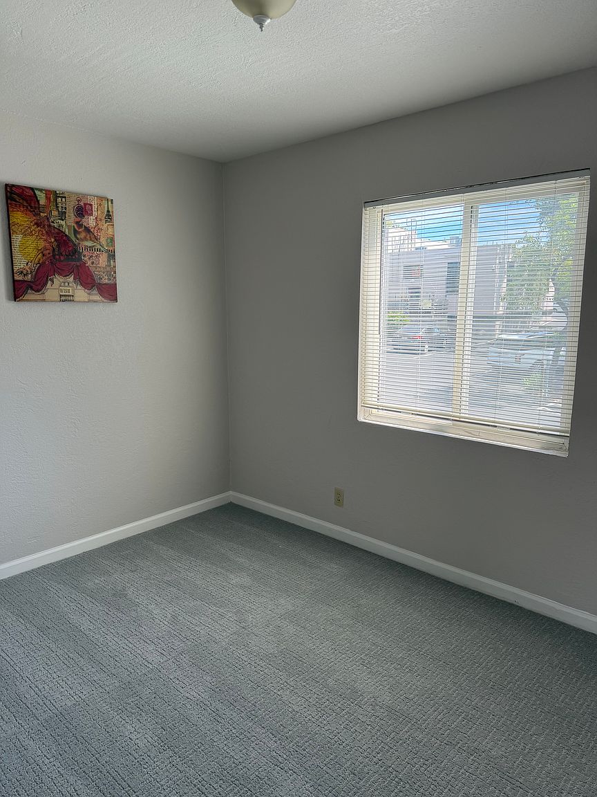 3661 Mount Diablo Blvd photo 4