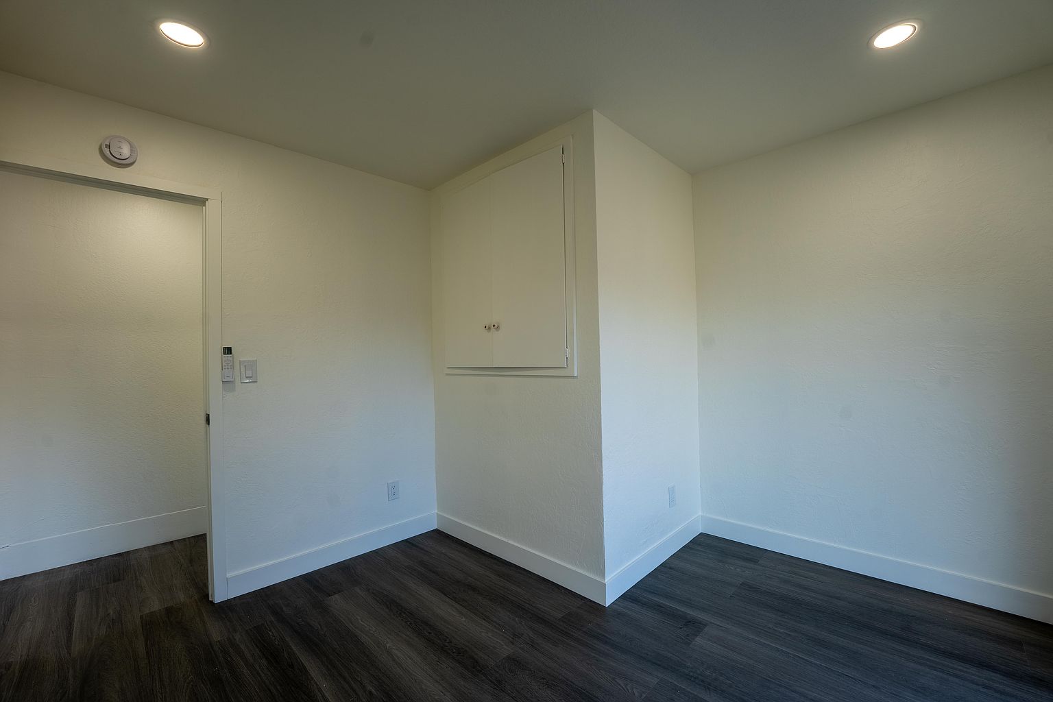 866 54th St photo 4