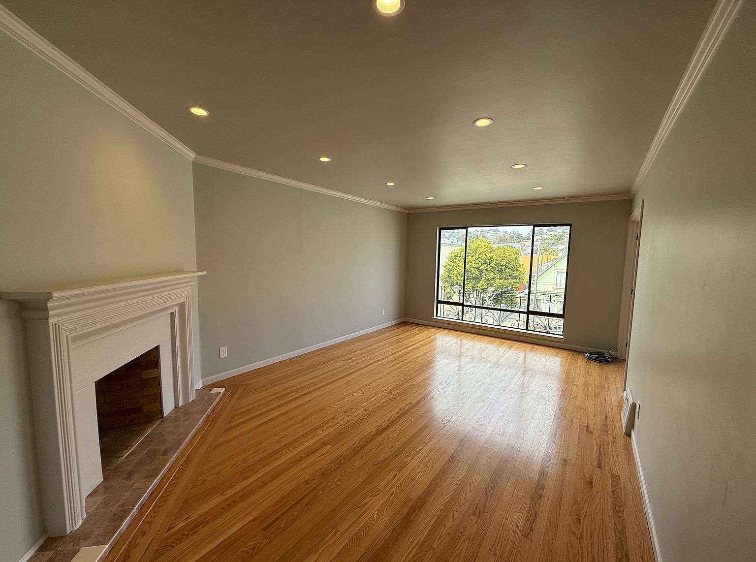 2BR/1BA Apartment on Mission St · San Francisco photo 2