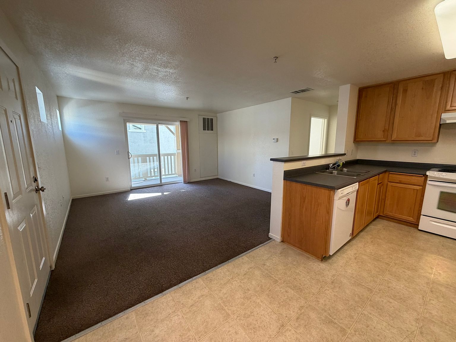 7020 Santero Way photo 3