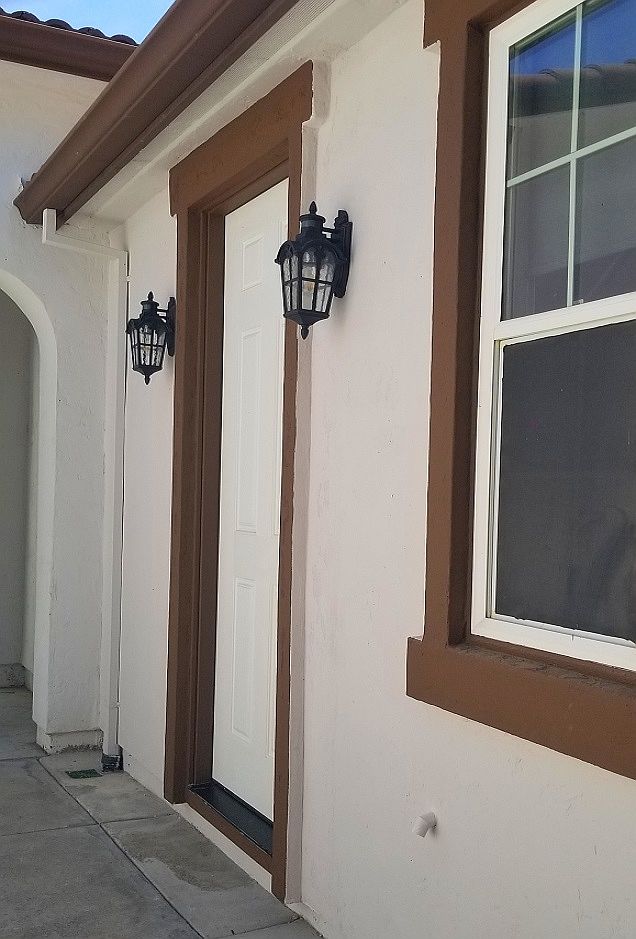 777 Samantha St photo 3