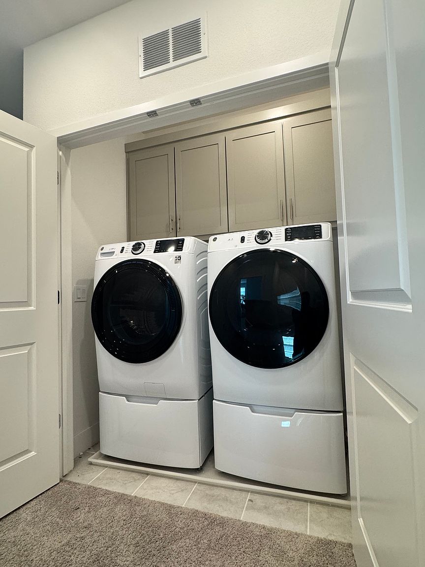 595 Delve Ct photo 5