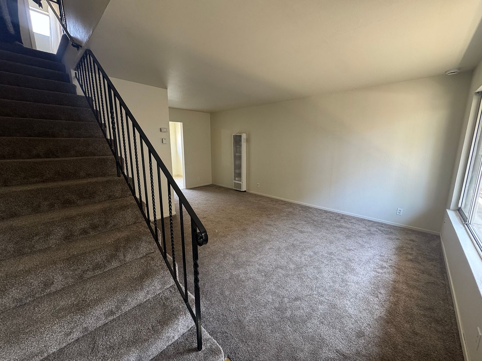 2226 San Antonio Ave photo 3