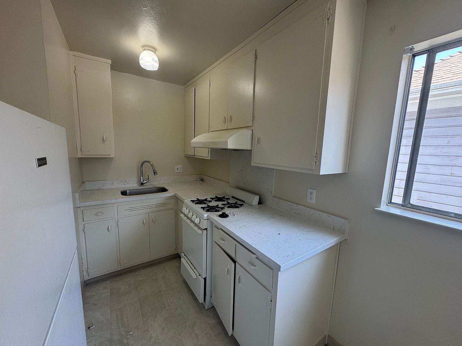 2226 San Antonio Ave photo 5