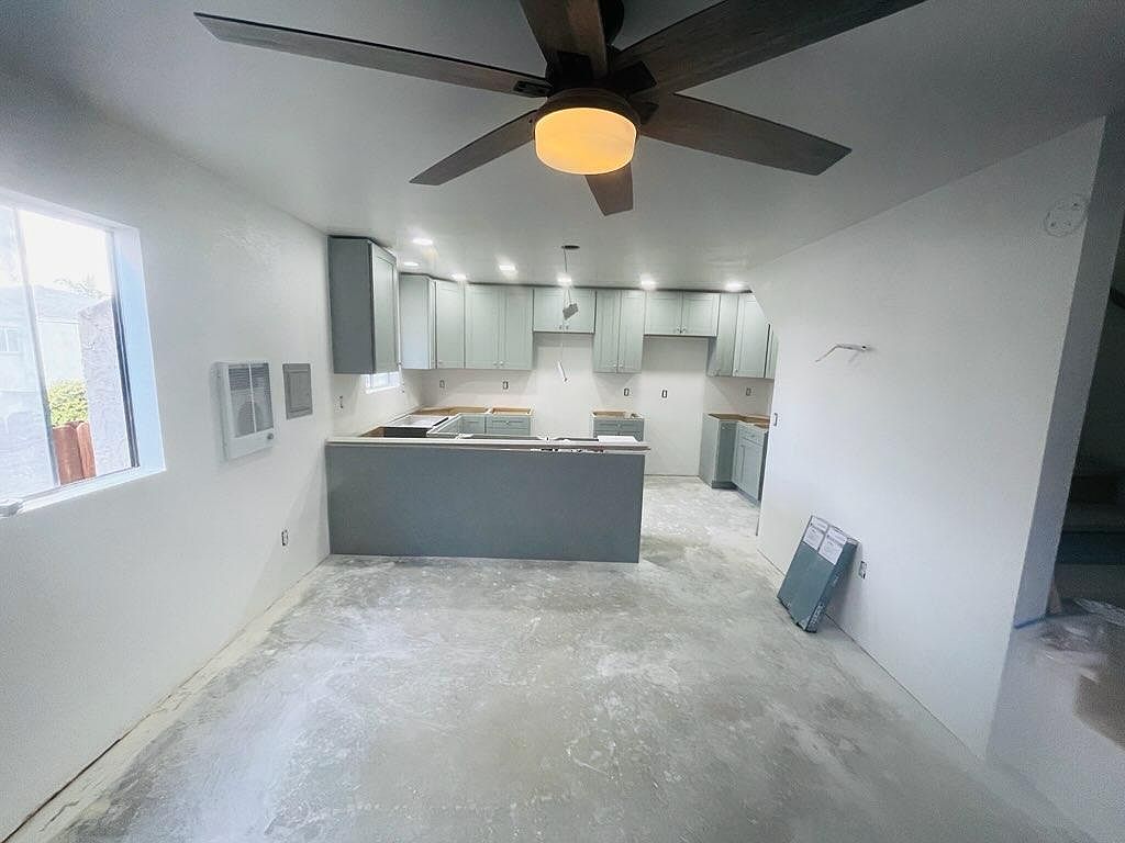 4446 49th St photo 5