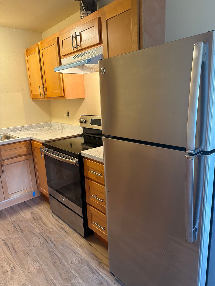 1151 Francisco Ave photo 5