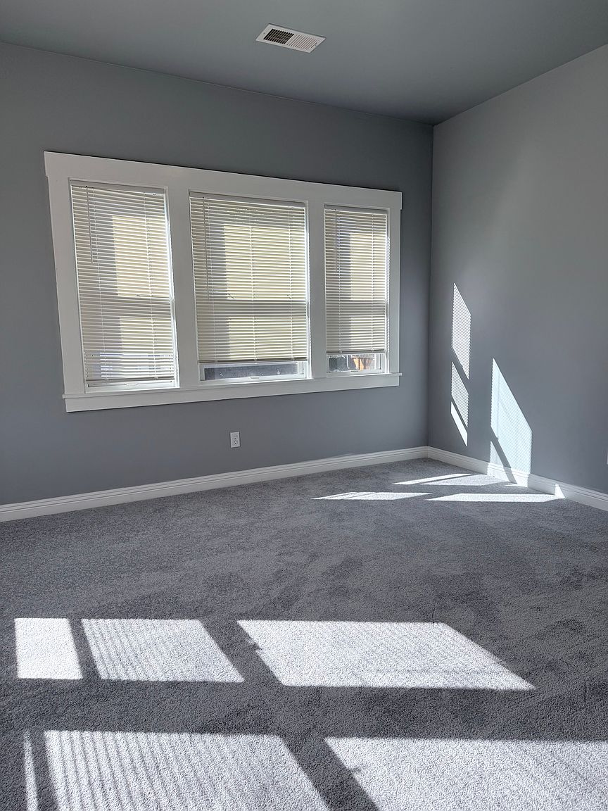 1811 Saint Charles St photo 5