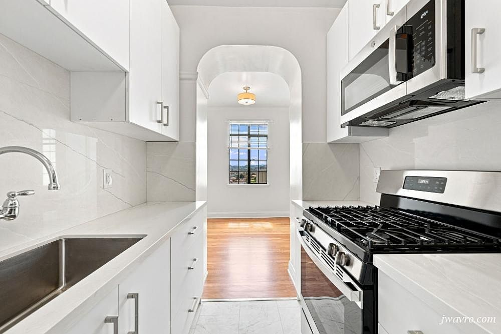 0BR/1BA Apartment on Hermann St · San Francisco photo 5