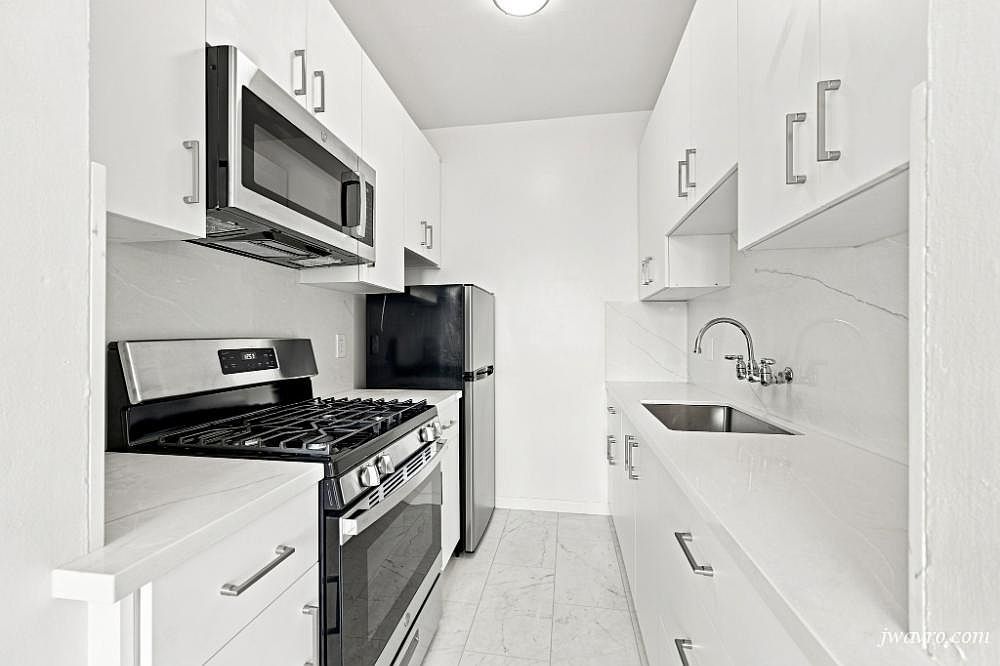 0BR/1BA Apartment on Hermann St · San Francisco photo 2