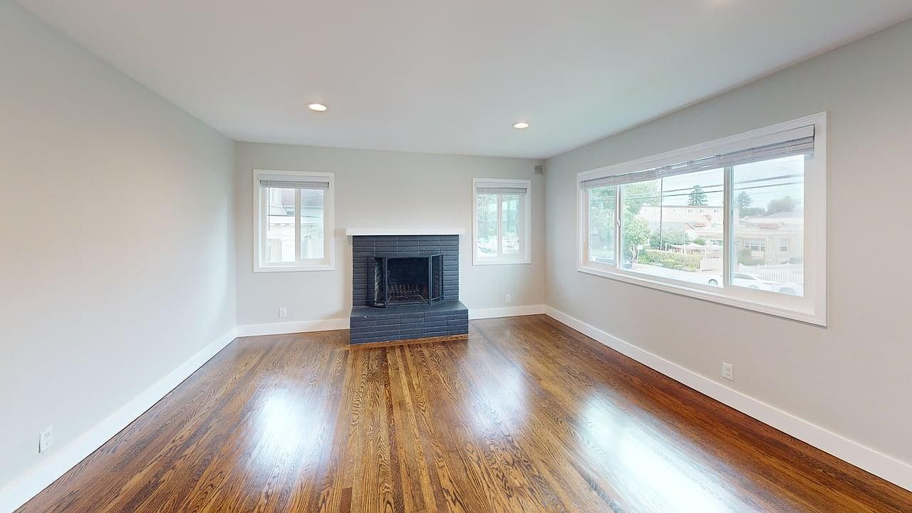 2060 Santa Clara Ave photo 5