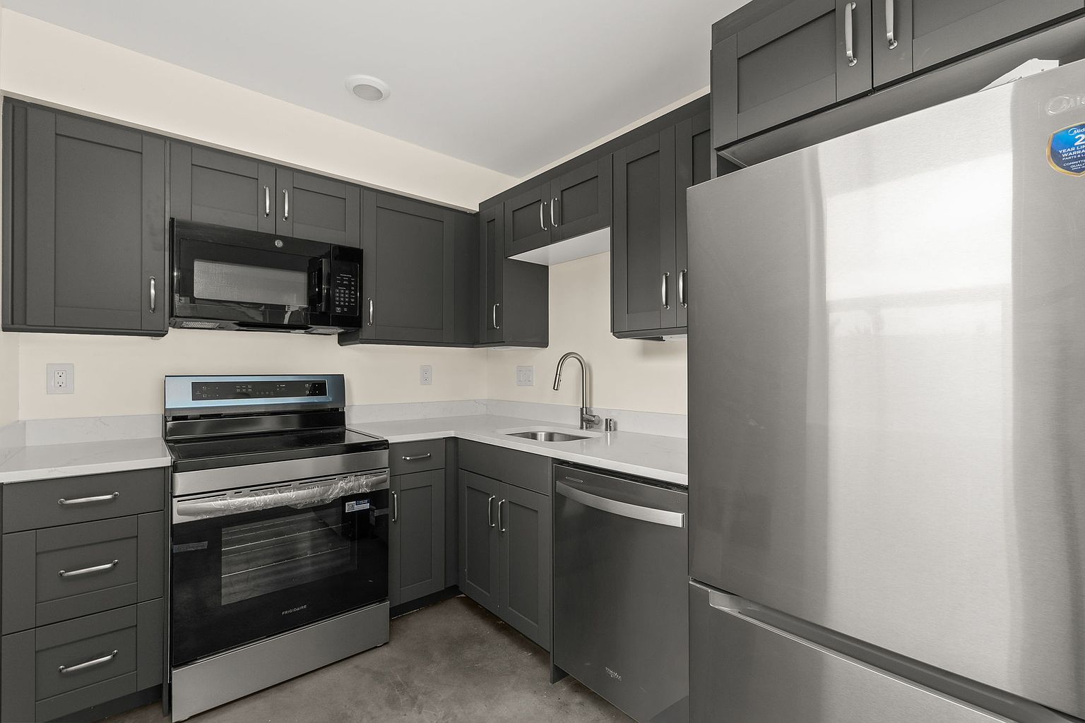 3316 Luna Ave photo 5