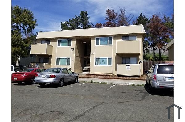 518 Fleming Ave E photo 2