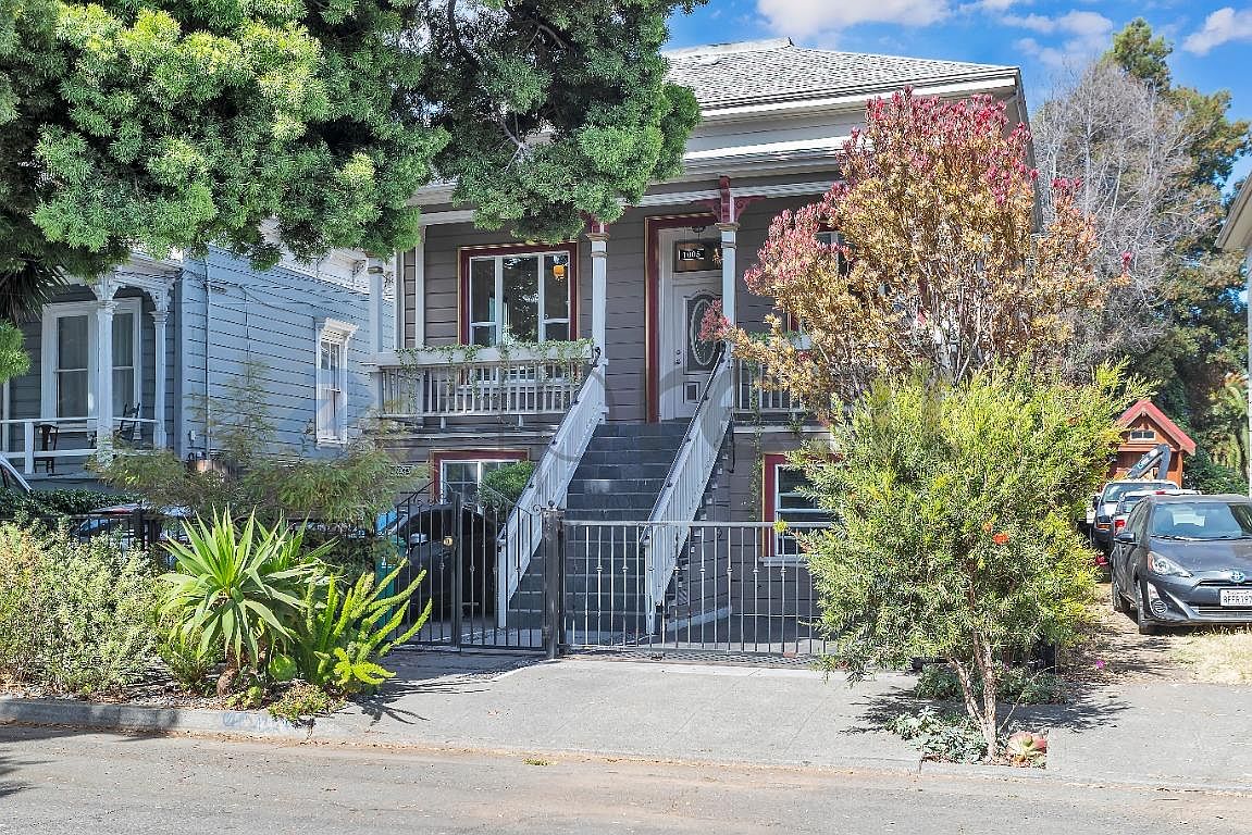 1005 Chester St photo 2