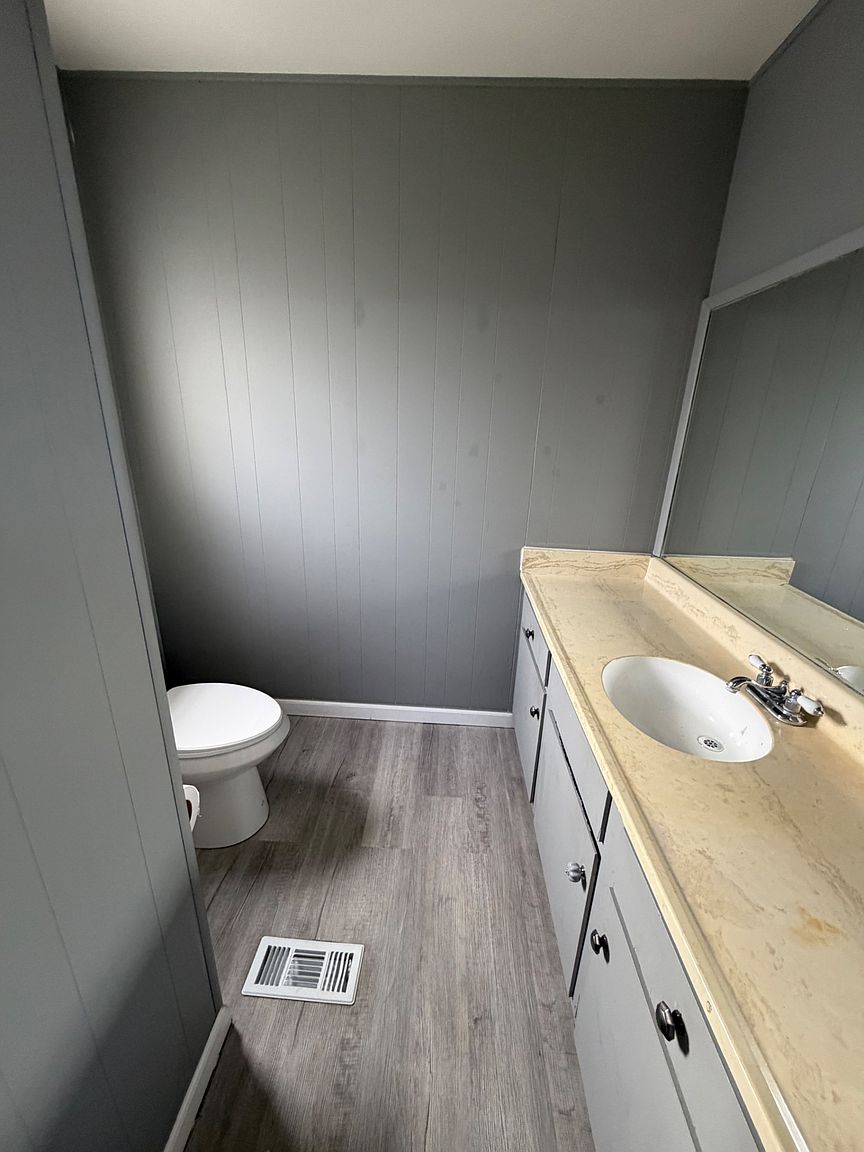 2784 Monterey Hwy Space 80 photo 3