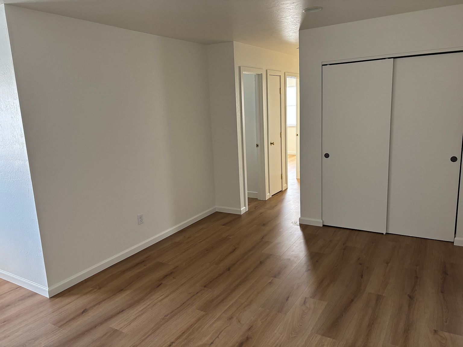 1026 Chanslor Ave photo 4