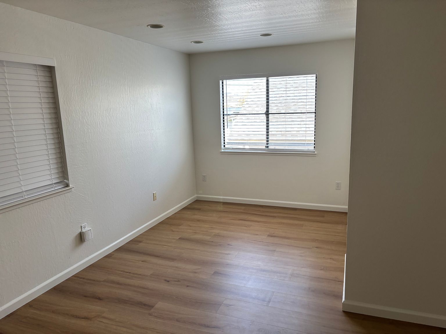 1026 Chanslor Ave photo 5