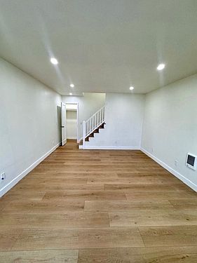 445 John Daly Blvd photo 2