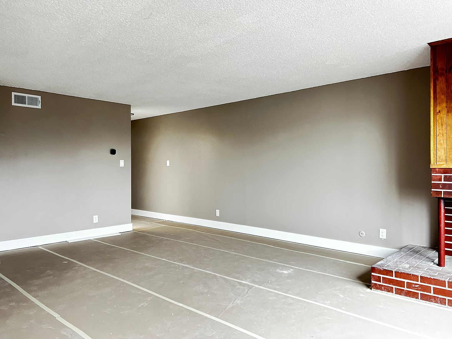 4433 Lincoln Way photo 2