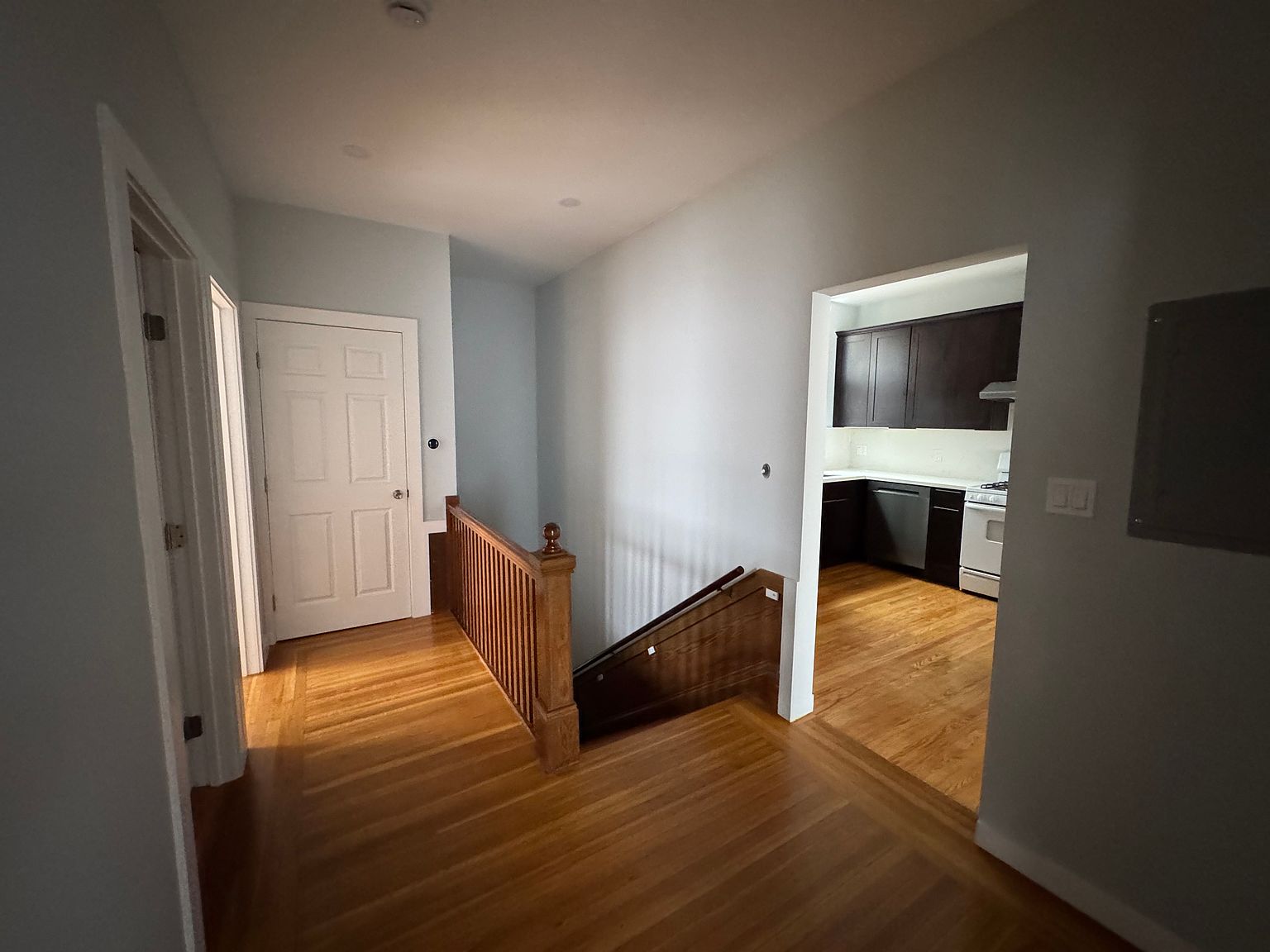 2BR/2BA Single Family House on 29th Ave · San Francisco photo 3