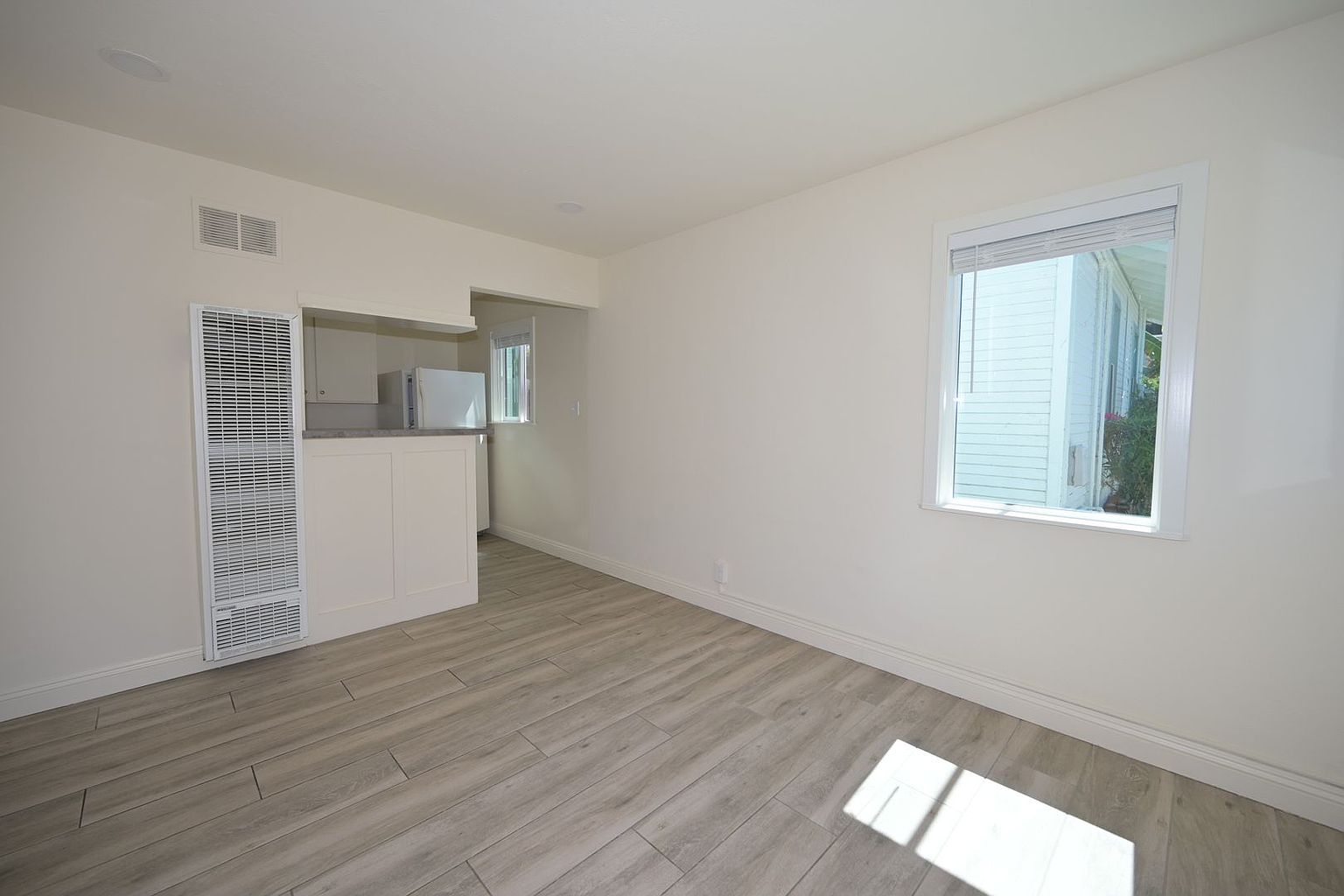 48375 photo 5