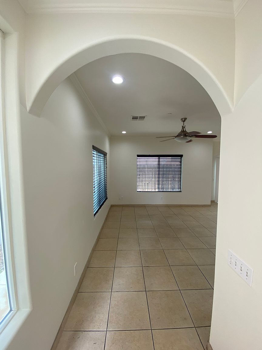 1242 Persimmon Ave photo 2