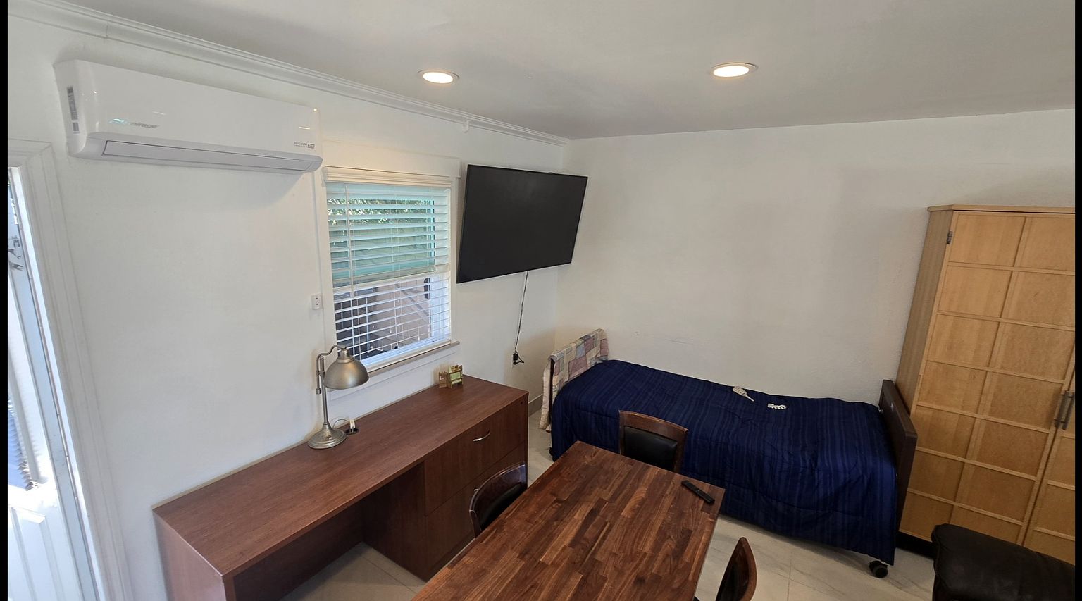 1514 Elder Ave photo 4
