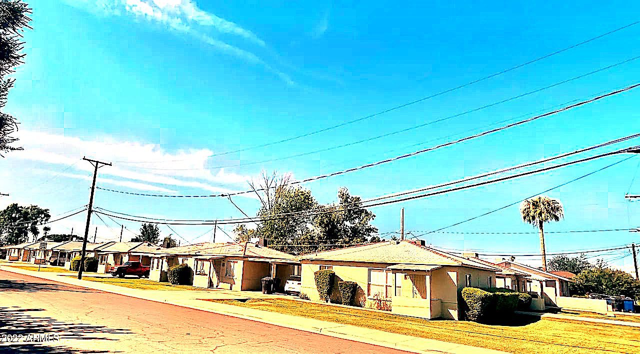 208 S Udall photo 3