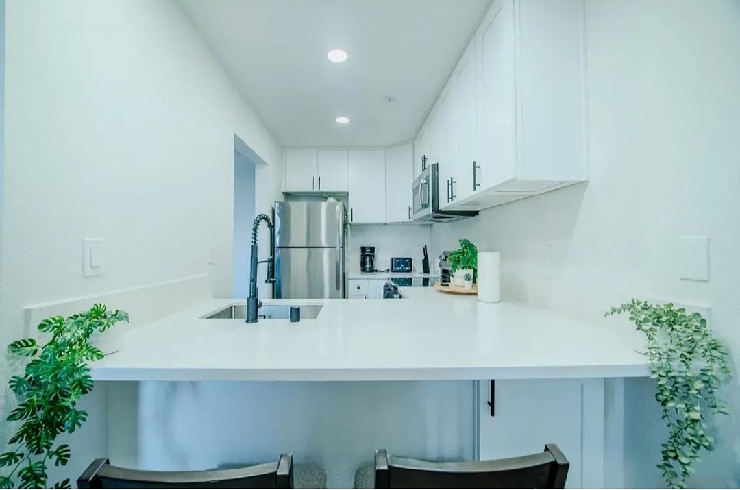 4465 Ocean Blvd photo 3